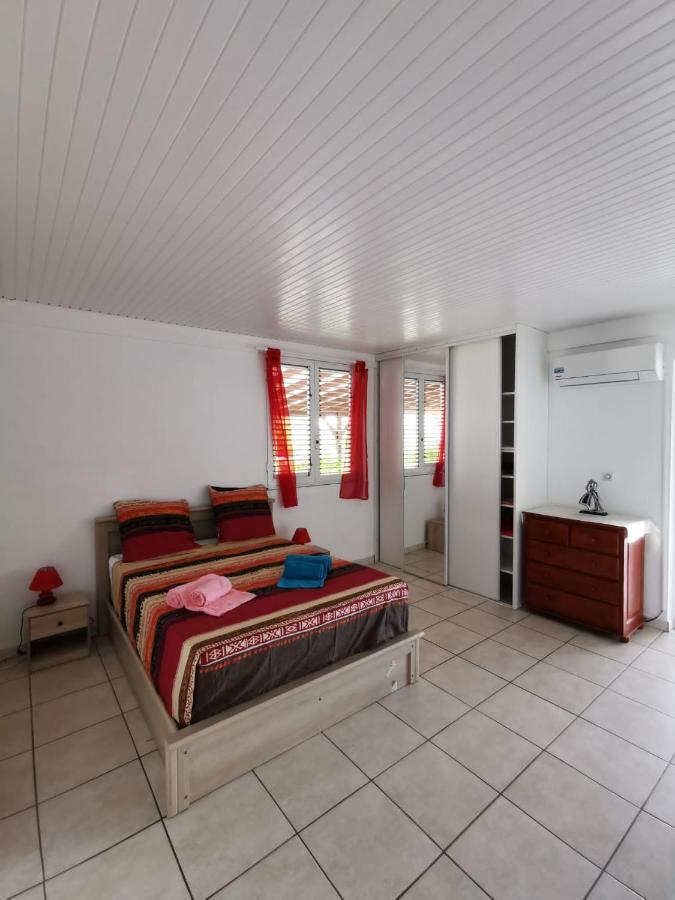 Haut De Villa Chez Ghighi Riviere-Pilote Bagian luar foto