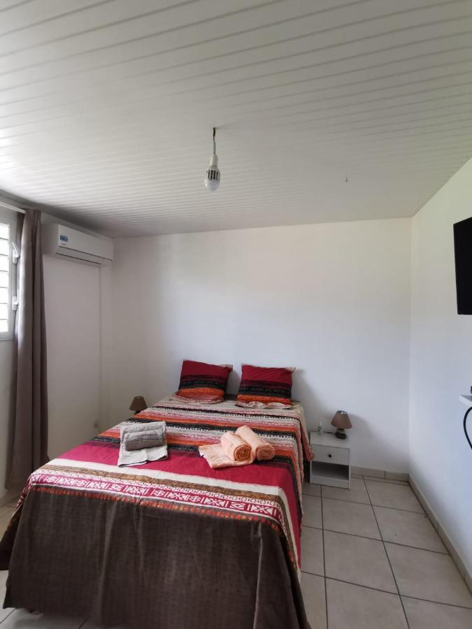 Haut De Villa Chez Ghighi Riviere-Pilote Bagian luar foto