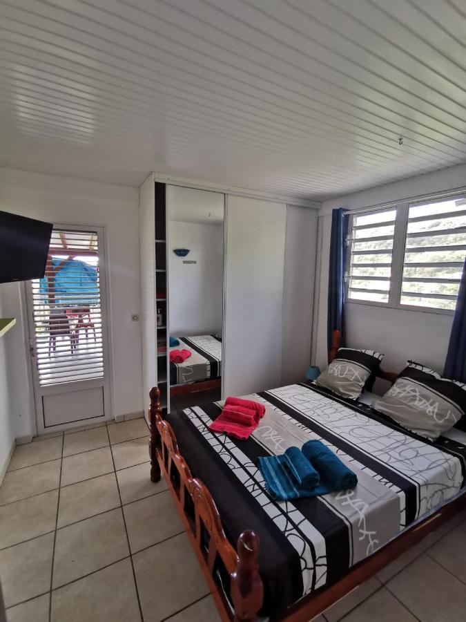 Haut De Villa Chez Ghighi Riviere-Pilote Bagian luar foto
