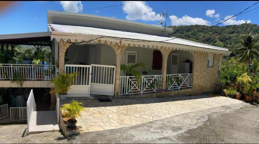 Haut De Villa Chez Ghighi Riviere-Pilote Bagian luar foto